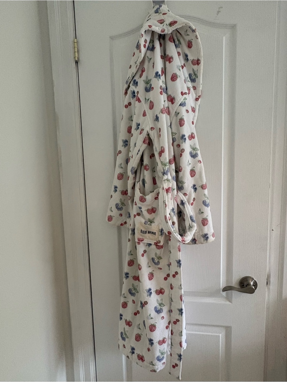 Djerf Avenue Robe - Picture 4 of 7
